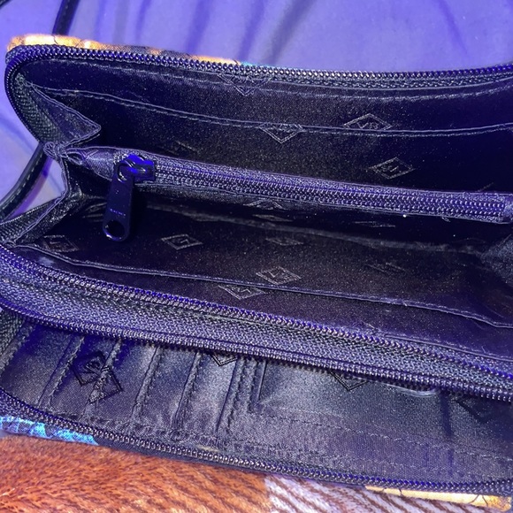 vera bradley cross bag - Picture 5 of 5